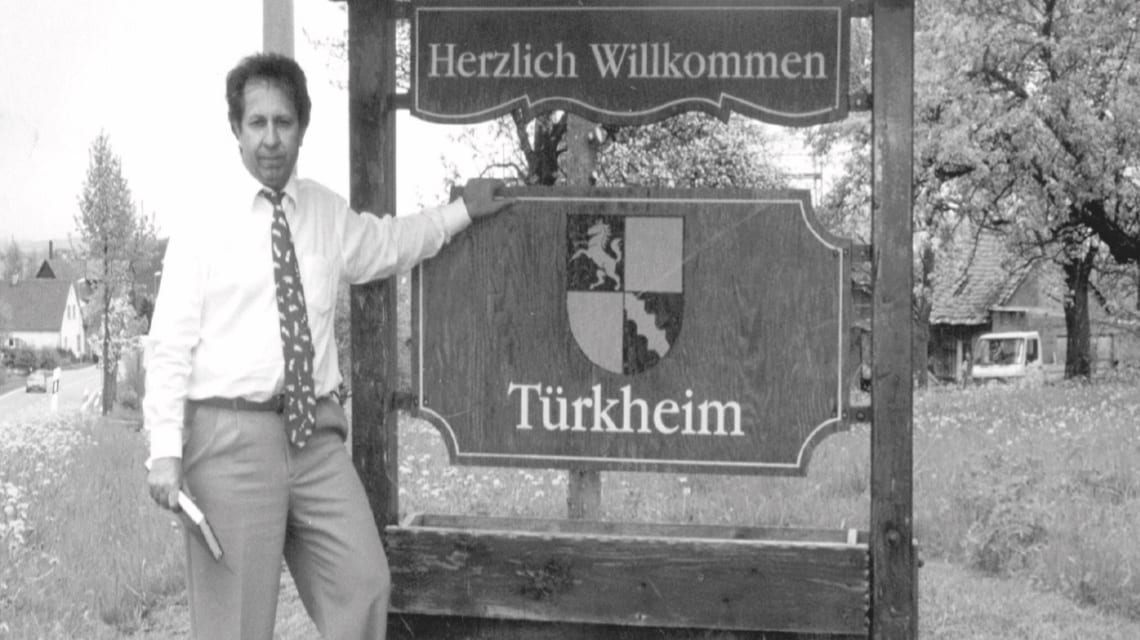 Latif Çelik Almanya Coğrafyasındaki Türk Kültür Tarihini Araştırıyor